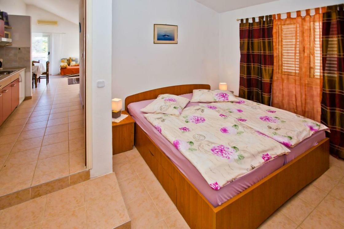 Apartments Jacky Hvar Town Exterior photo